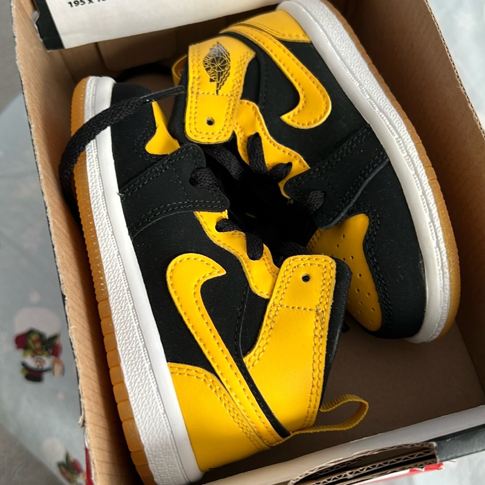 Jordan toddler new love mid